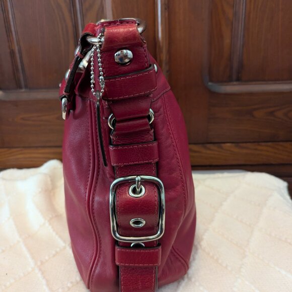 Coach  Zoe Hobo Red Leather Shoulder Bag - Picture 5 of 12